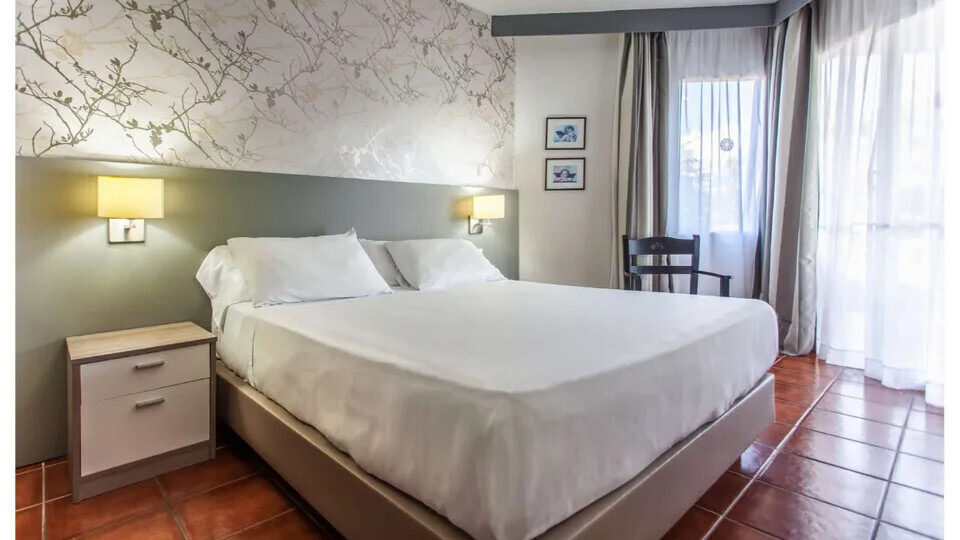 HG Tenerife Sur Apartments